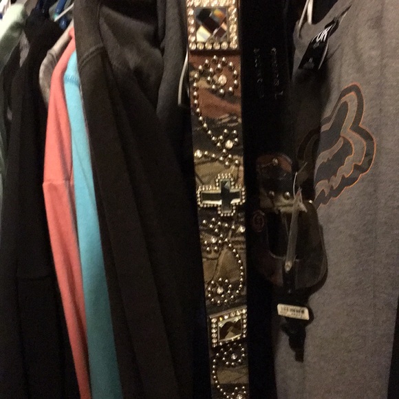 Belt - Picture 2 of 4